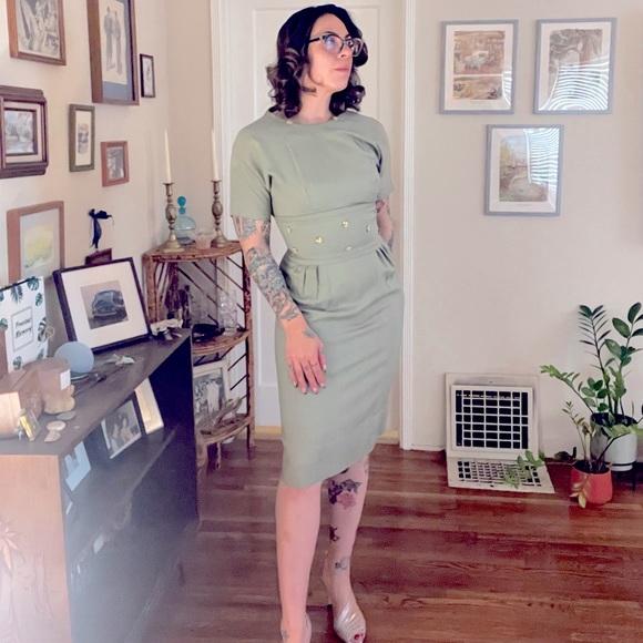 Lovely Sage 1940s Wiggle/Pinup Dress. Size S-M - Picture 1 of 3